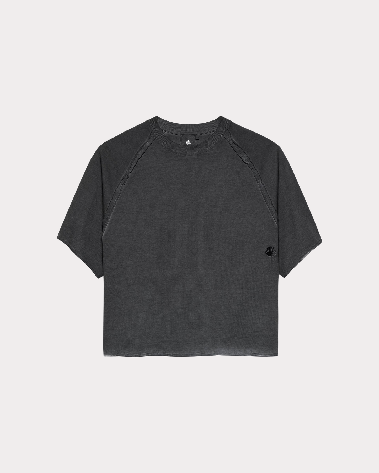 NEW AMSTERDAM SURF ASSOCIATION - RAW EDGE CROPPED TEE BLACK