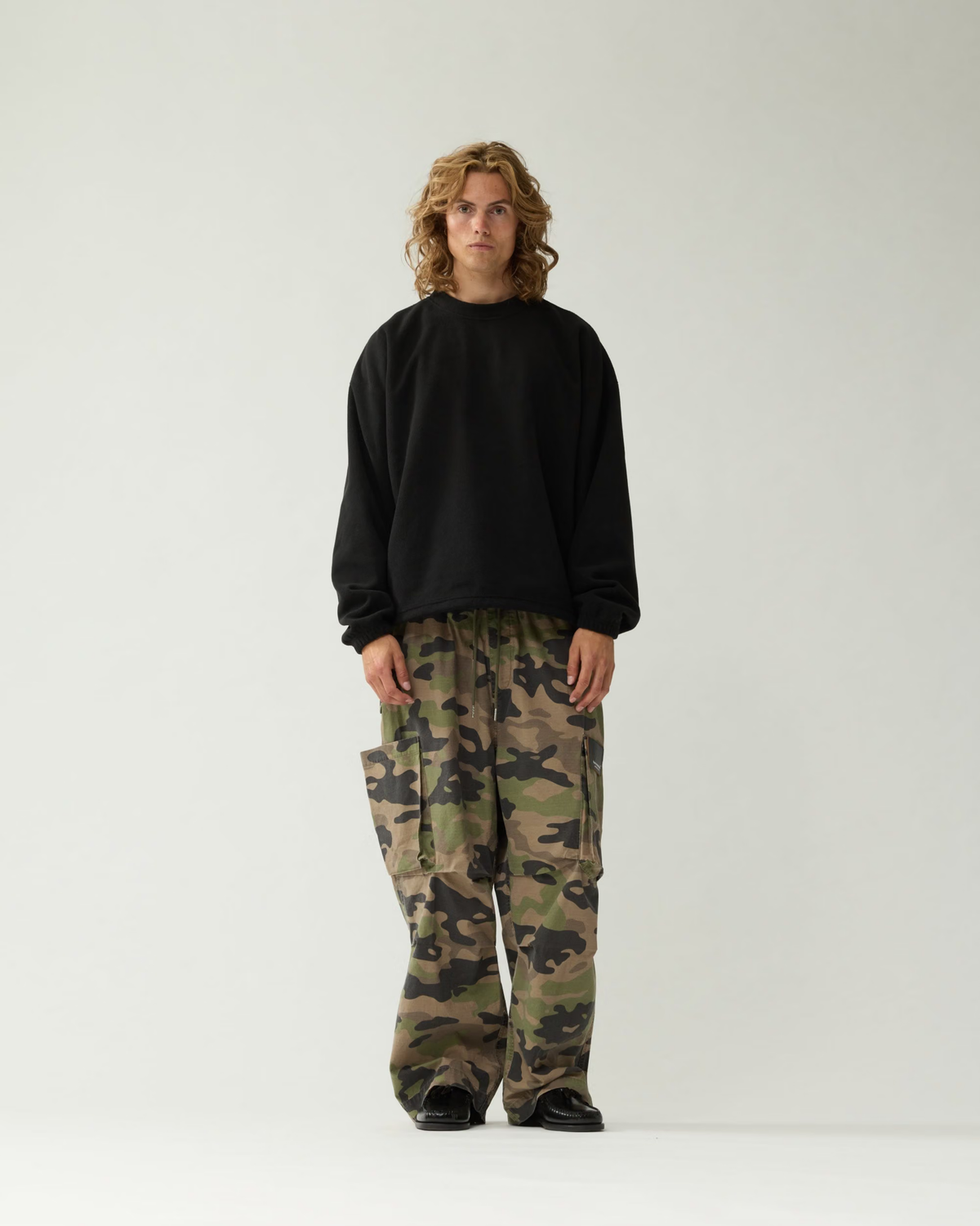 New Amsterdam Surf Association - Fleece crewneck black