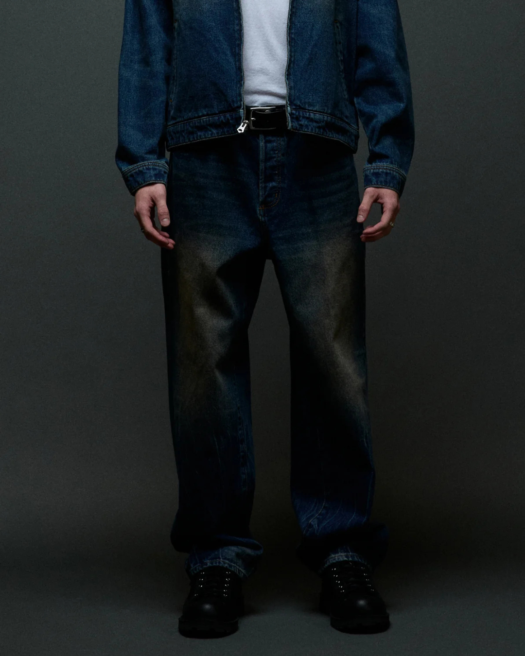 Obey Clothing - Classic Baggy denim pants oil stained