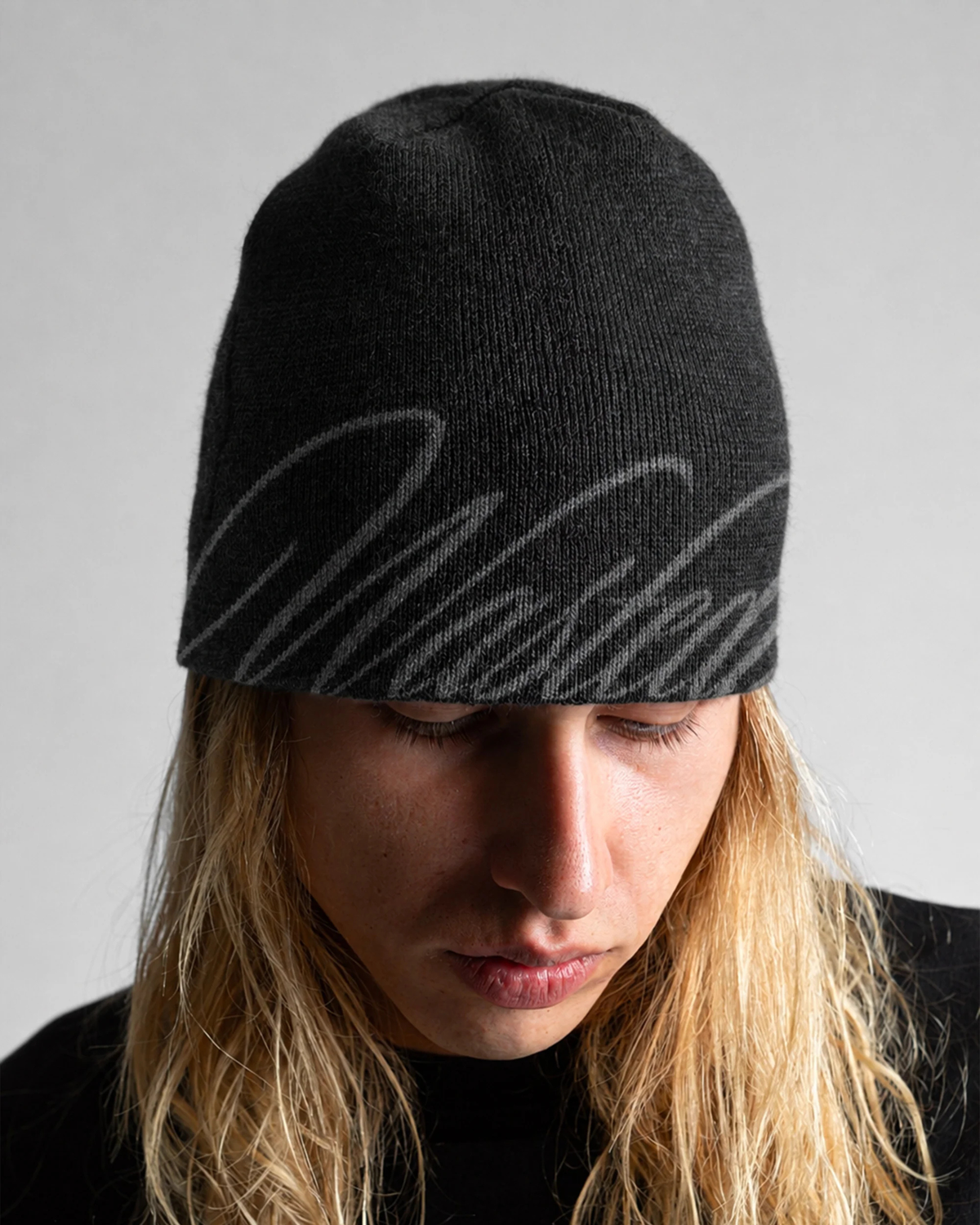 Wasted Paris - Brow Script beanie black